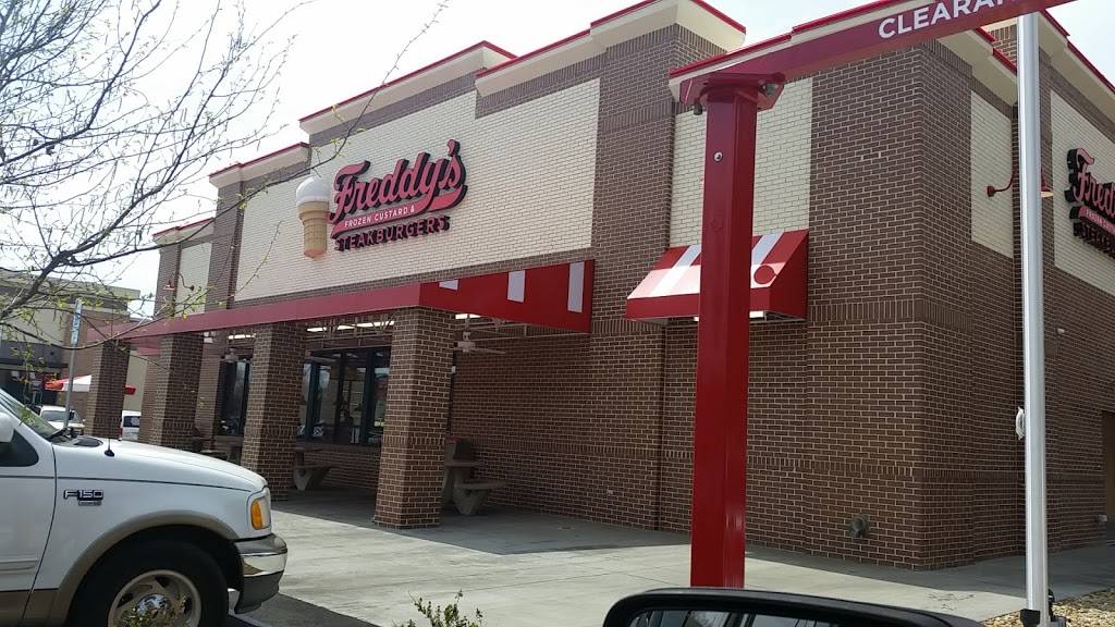 Freddys Frozen Custard & Steakburgers | restaurant | 3812 N Roxboro St, Durham, NC 27704, USA | 9194794017 OR +1 919-479-4017