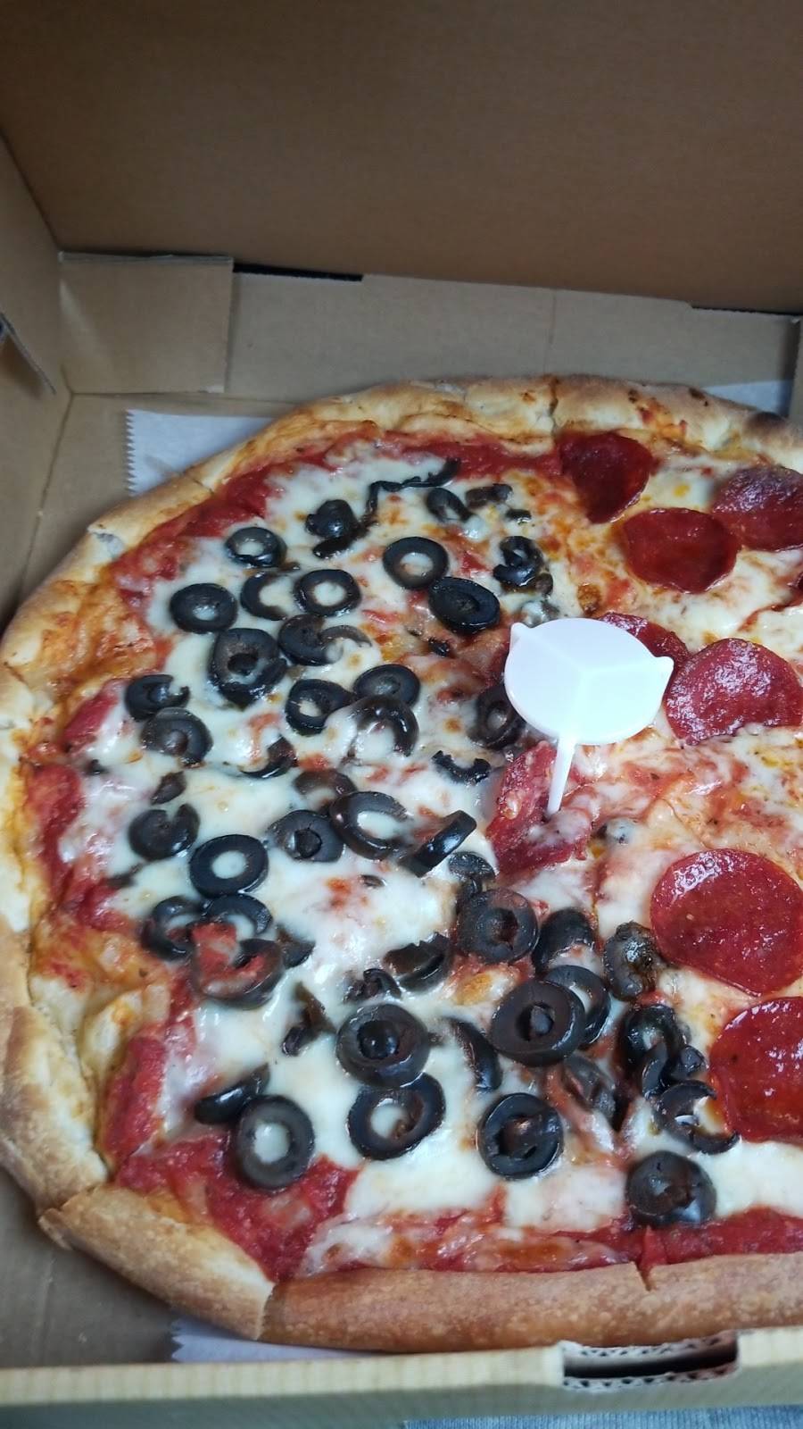 Big Daddys Pizza | meal delivery | 68 Lorraine St, Brooklyn, NY 11231, USA | 7187979100 OR +1 718-797-9100