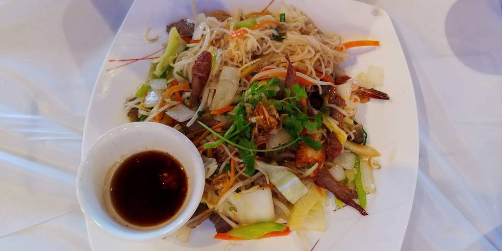 Crawfish & Noodles | restaurant | 11360 Bellaire Blvd #990, Houston, TX 77072, USA | 2819888098 OR +1 281-988-8098