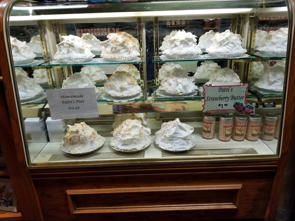 Pattis 1880s Settlement | restaurant | 1793 J H OBryan Ave, Grand Rivers, KY 42045, USA | 2703628844 OR +1 270-362-8844