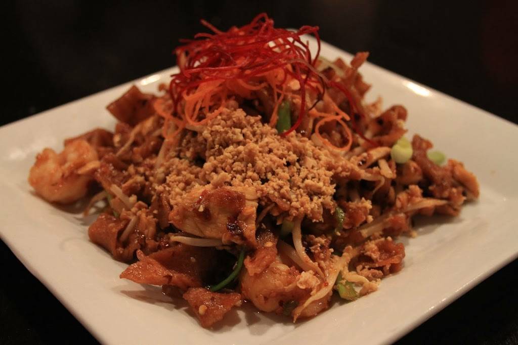 OCha Thai Cuisine | restaurant | 2062 N Damen Ave, Chicago, IL 60647, USA | 7732356242 OR +1 773-235-6242