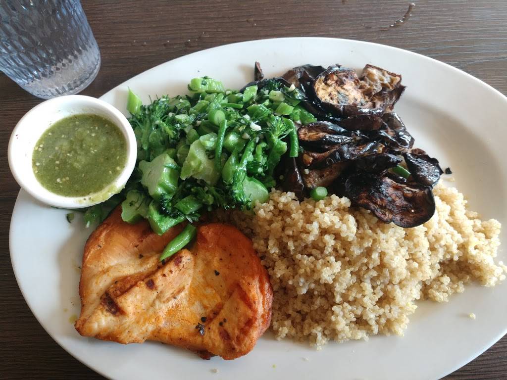 Hugos Restaurant | restaurant | 3320, 12851 Riverside Dr, Valley Village, CA 91607, USA | 8187618985 OR +1 818-761-8985