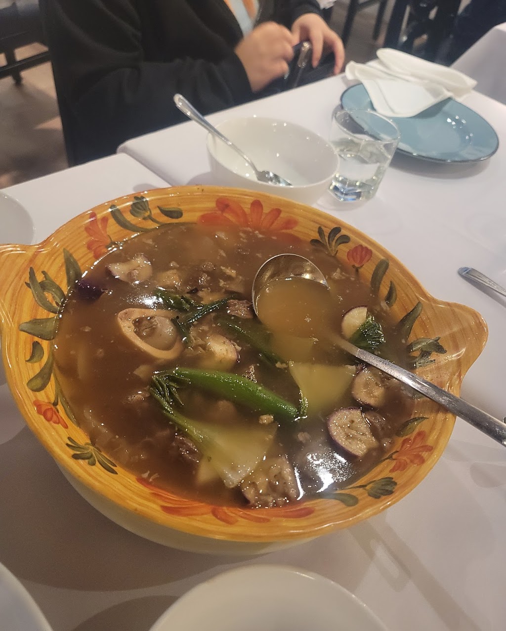 The Noypitz Bar & Grill | restaurant | 6605 S Las Vegas Blvd, Las Vegas, NV 89119, USA | 7024853280 OR +1 702-485-3280