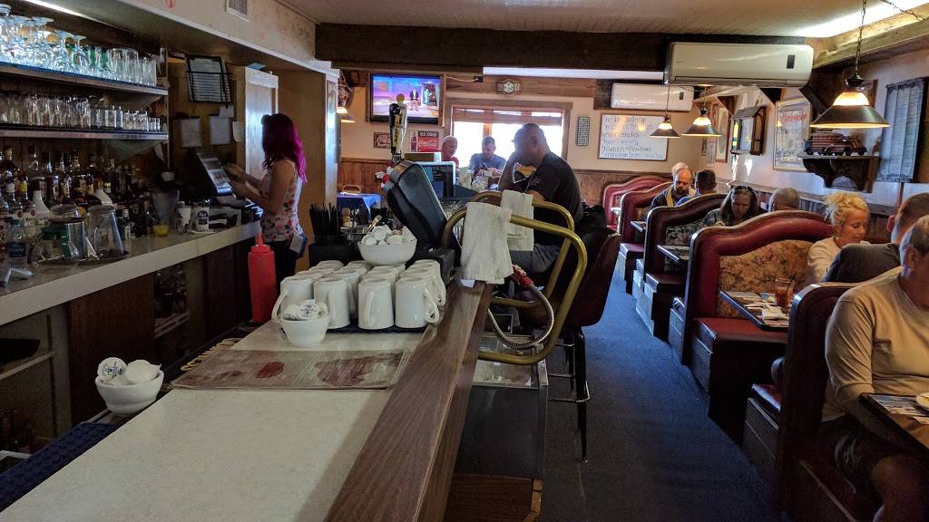 Bobbys Barrel Inn | restaurant | 35009 N Gilmer Rd, Round Lake, IL 60073, USA | 8153858811 OR +1 815-385-8811