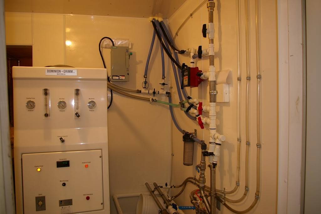 Uncle Richards Maple Syrup & Products | restaurant | 493168 Glenelg Sideroad 49 #1, Priceville, ON N0C 1K0, Canada | 5193693056 OR +1 519-369-3056