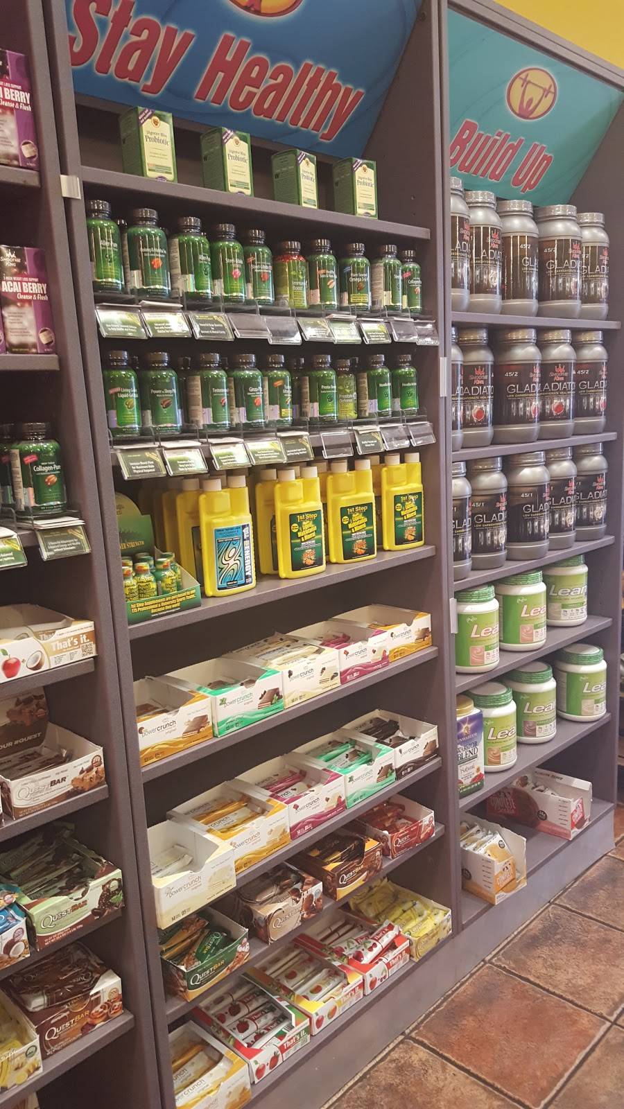 Smoothie King | restaurant | 1101 S. Joyce St., Suite B-9, Pentagon Row Shopping Center, Arlington, VA 22202, USA | 7034147832 OR +1 703-414-7832