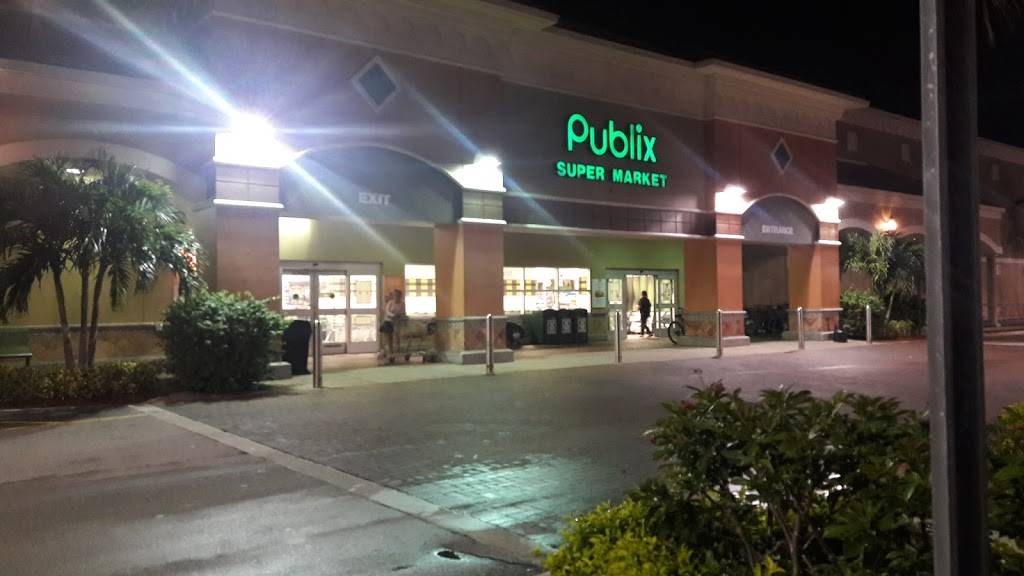 Wellington Town Square | shopping mall | 11924 W Forest Hill Blvd, Wellington, FL 33414, USA | 5616302300 OR +1 561-630-2300