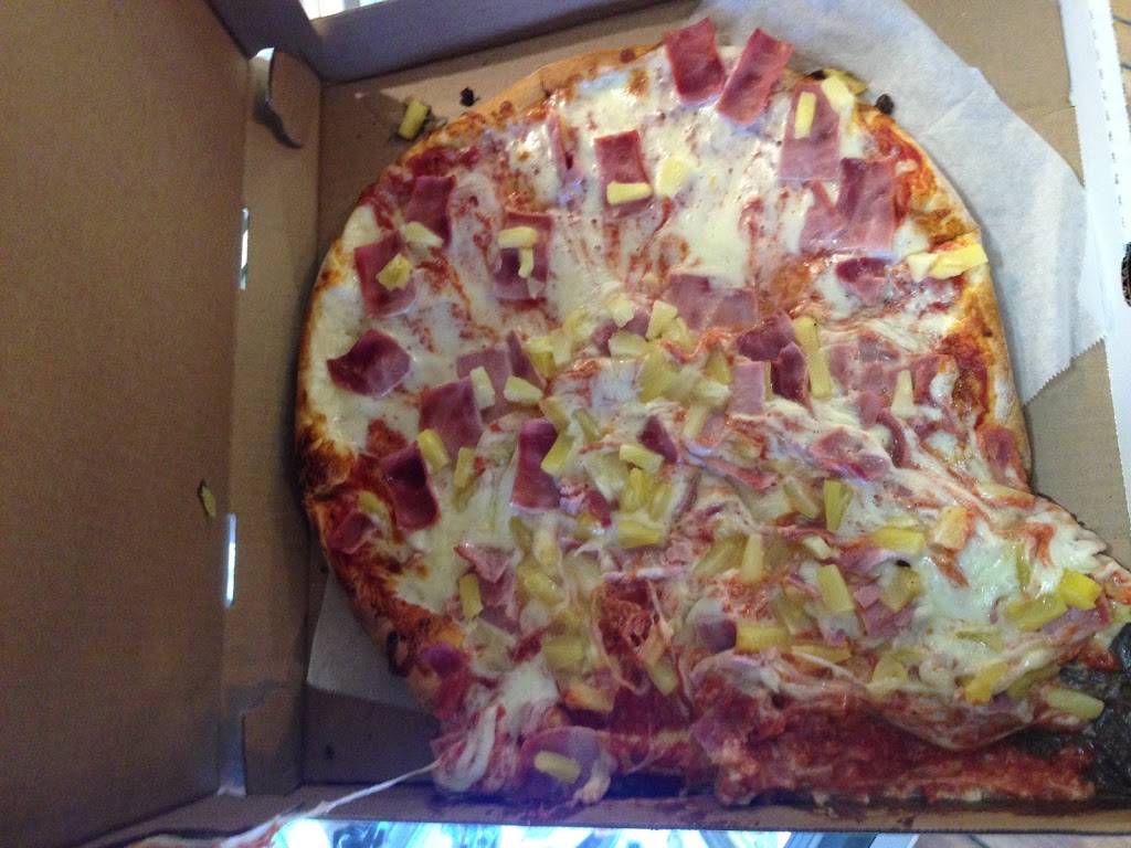 Whippers Pizza | restaurant | 9 Bangor St, Augusta, ME 04330, USA | 2076221471 OR +1 207-622-1471