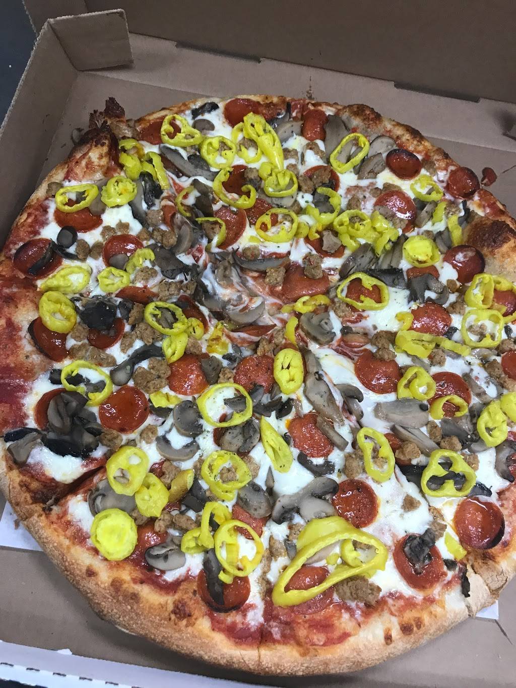 Homeslice Pizza and Subs UNCG | restaurant | 1101 W Gate City Blvd, Greensboro, NC 27403, USA | 3368970909 OR +1 336-897-0909