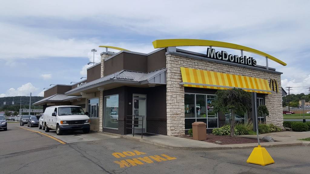 McDonalds | cafe | 560 Harry L Dr, Johnson City, NY 13790, USA | 6077701966 OR +1 607-770-1966