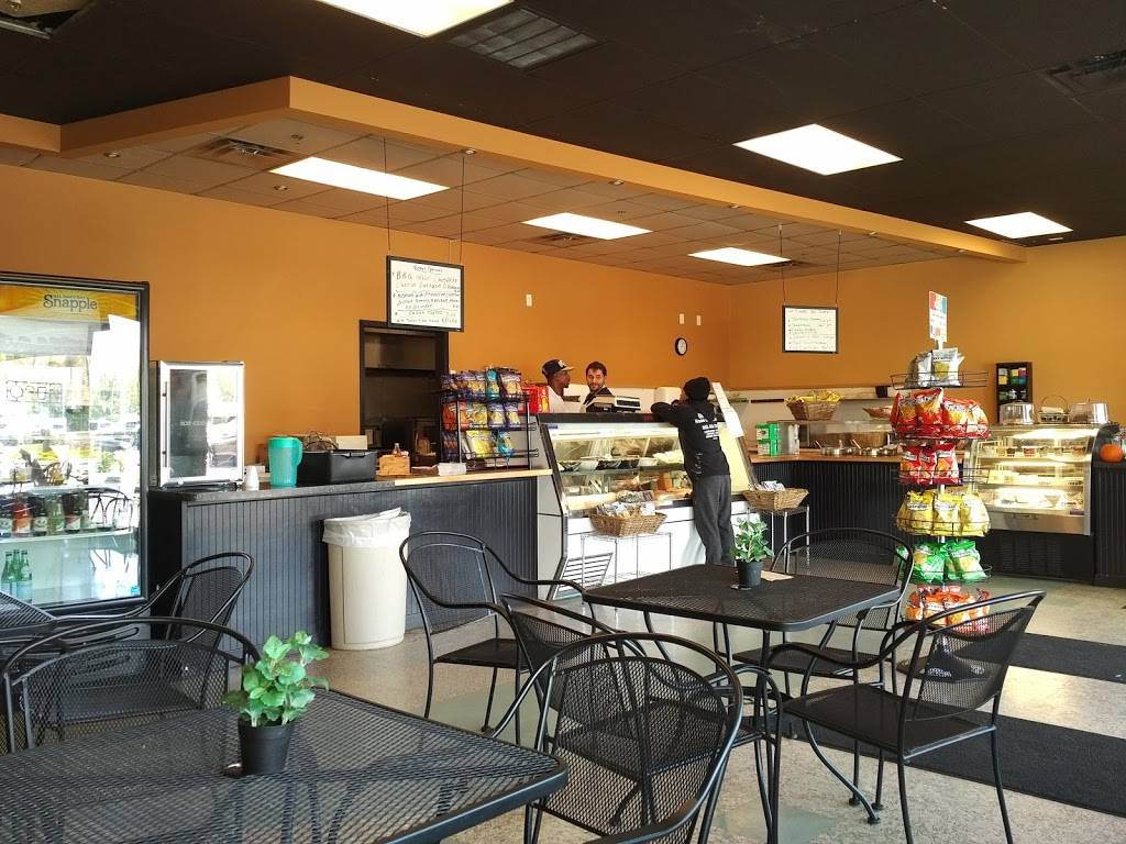 Max Bibos of Weston | restaurant | 92 Weston St, Hartford, CT 06120, USA | 8605254035 OR +1 860-525-4035