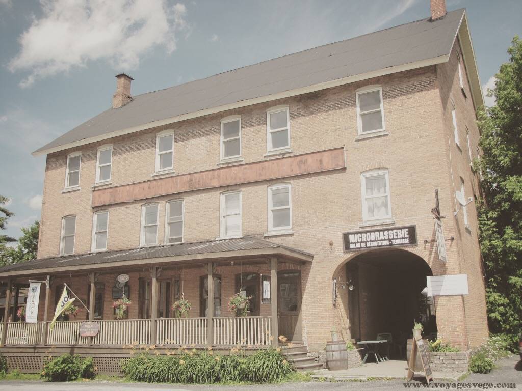 BOHO boutique-hostels | restaurant | 3819 Rue Principale, Dunham, QC J0E 1M0, Canada | 5148145229 OR +1 514-814-5229