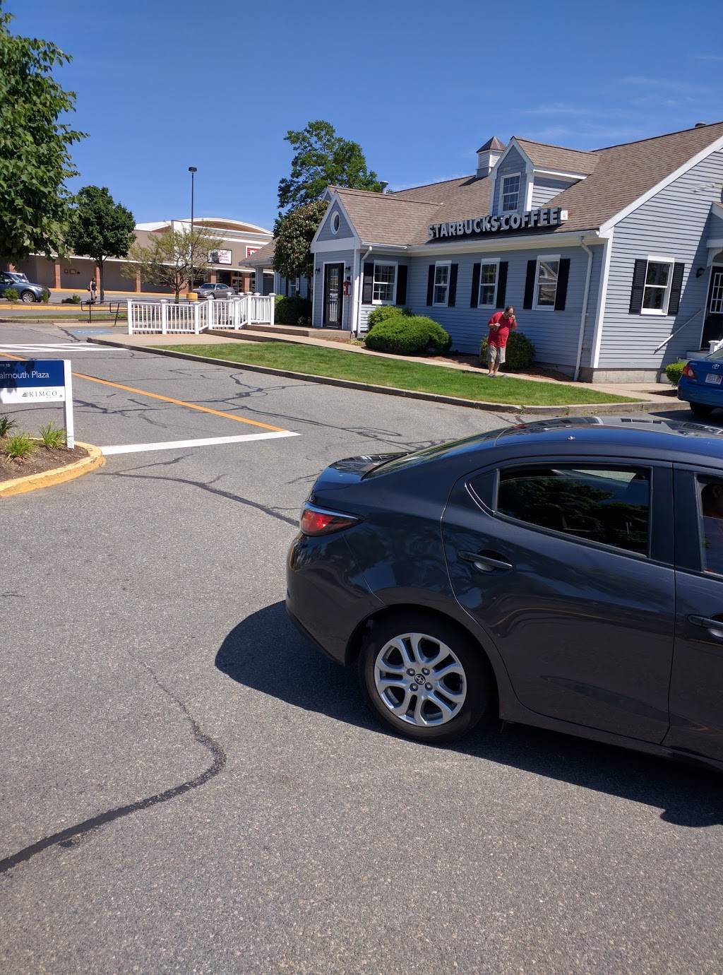 Starbucks | cafe | 11 Davis Straights, MA-28, Falmouth, MA 02540, USA | 5085404949 OR +1 508-540-4949