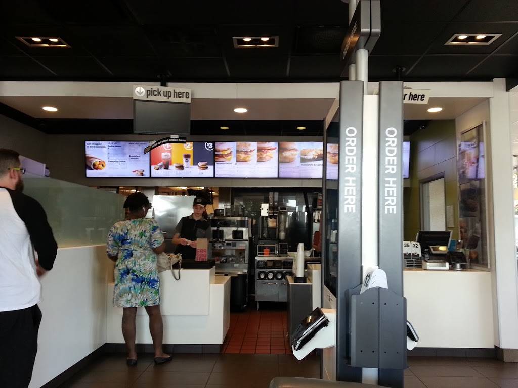 McDonalds | restaurant | 3420 US Hwy 98 N, Lakeland, FL 33809, USA | 8638583009 OR +1 863-858-3009