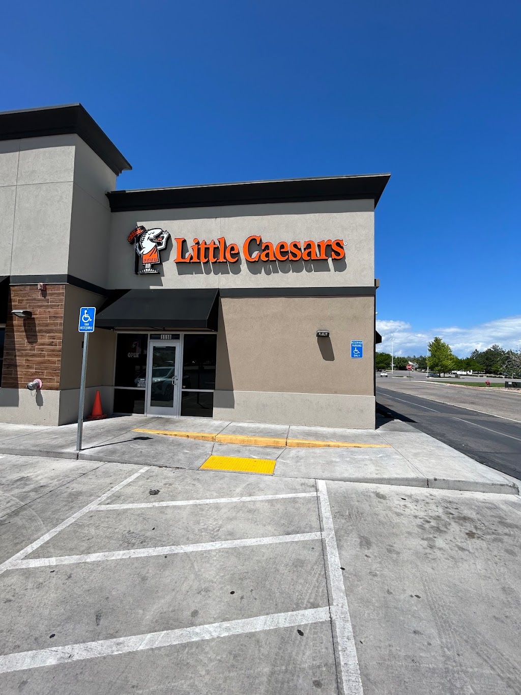 Little Caesars Pizza | meal takeaway | 1122 S University Ave St. 200, Provo, UT 84601, USA | 3853143038 OR +1 385-314-3038