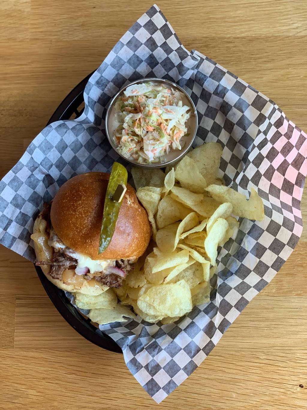 Elayna’s Joint | restaurant | 16 Dupont St, Toronto, ON M5R 1V2, Canada | 4169201800 OR +1 416-920-1800