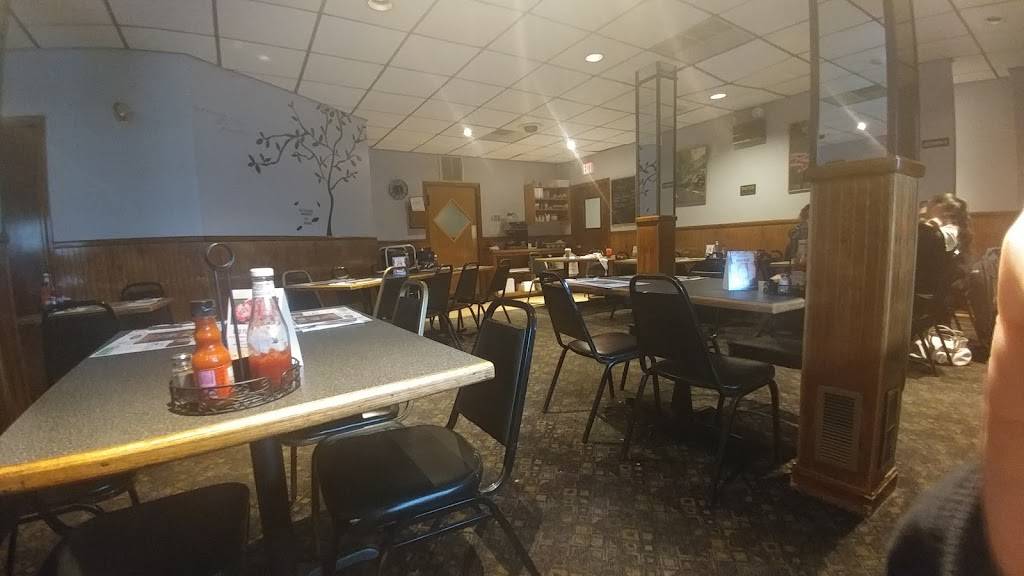 O Gil’s Restaurant and Bar | night club | 915 County St, Fall River, MA 02723, USA | 5086737250 OR +1 508-673-7250