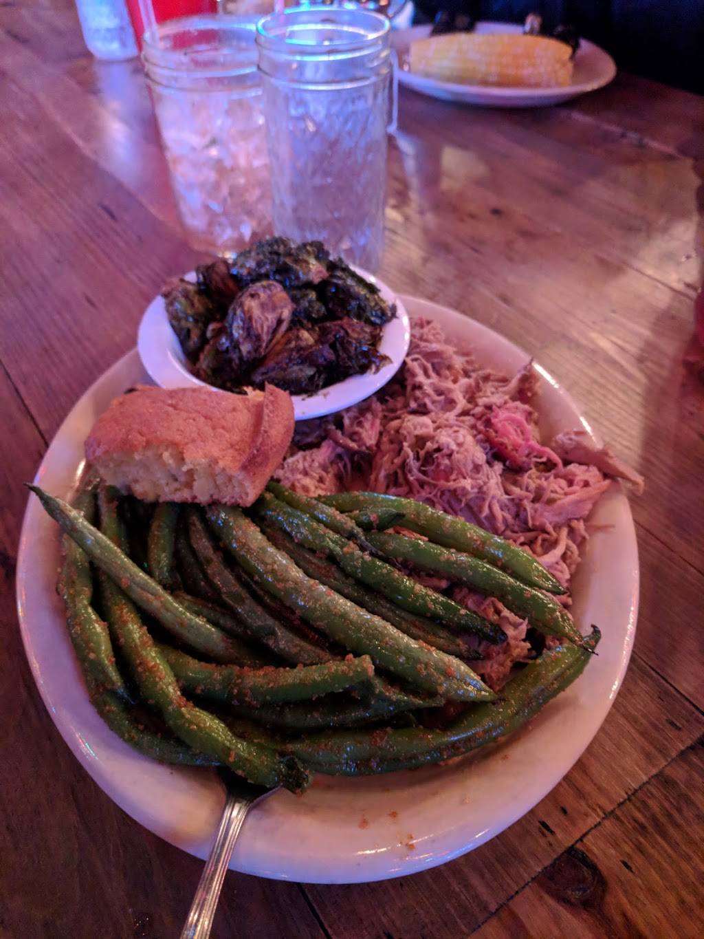 Brother Jimmys BBQ | restaurant | 196 Crown St, New Haven, CT 06510, USA | 2038239780 OR +1 203-823-9780