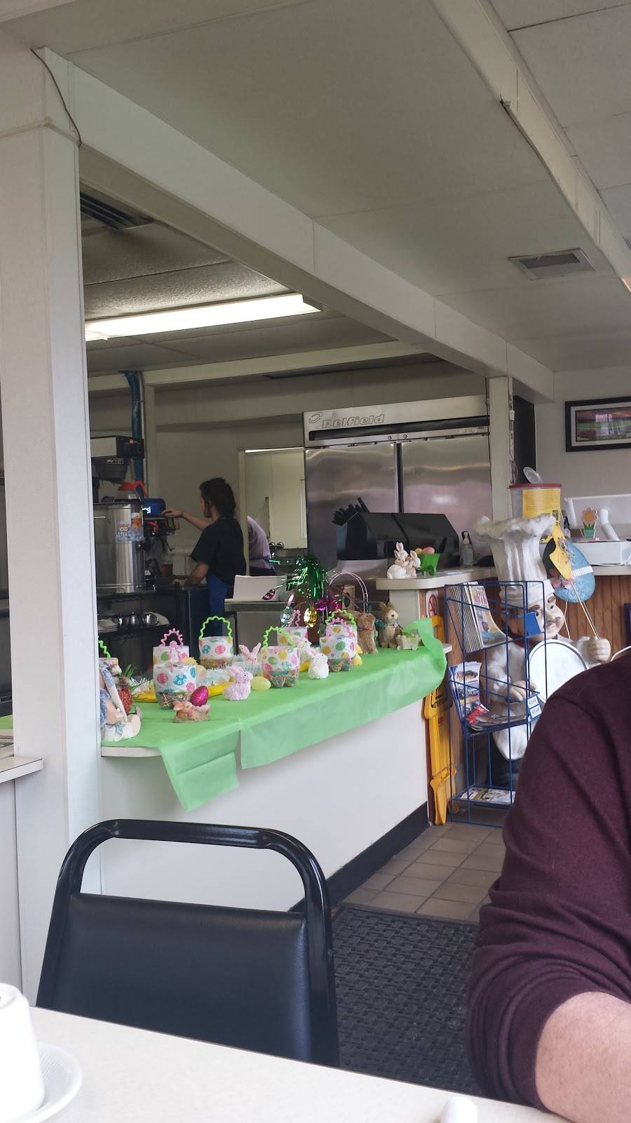 Johnstown Family Restaurant | restaurant | 65 W Coshocton St, Johnstown, OH 43031, USA | 7408178067 OR +1 740-817-8067