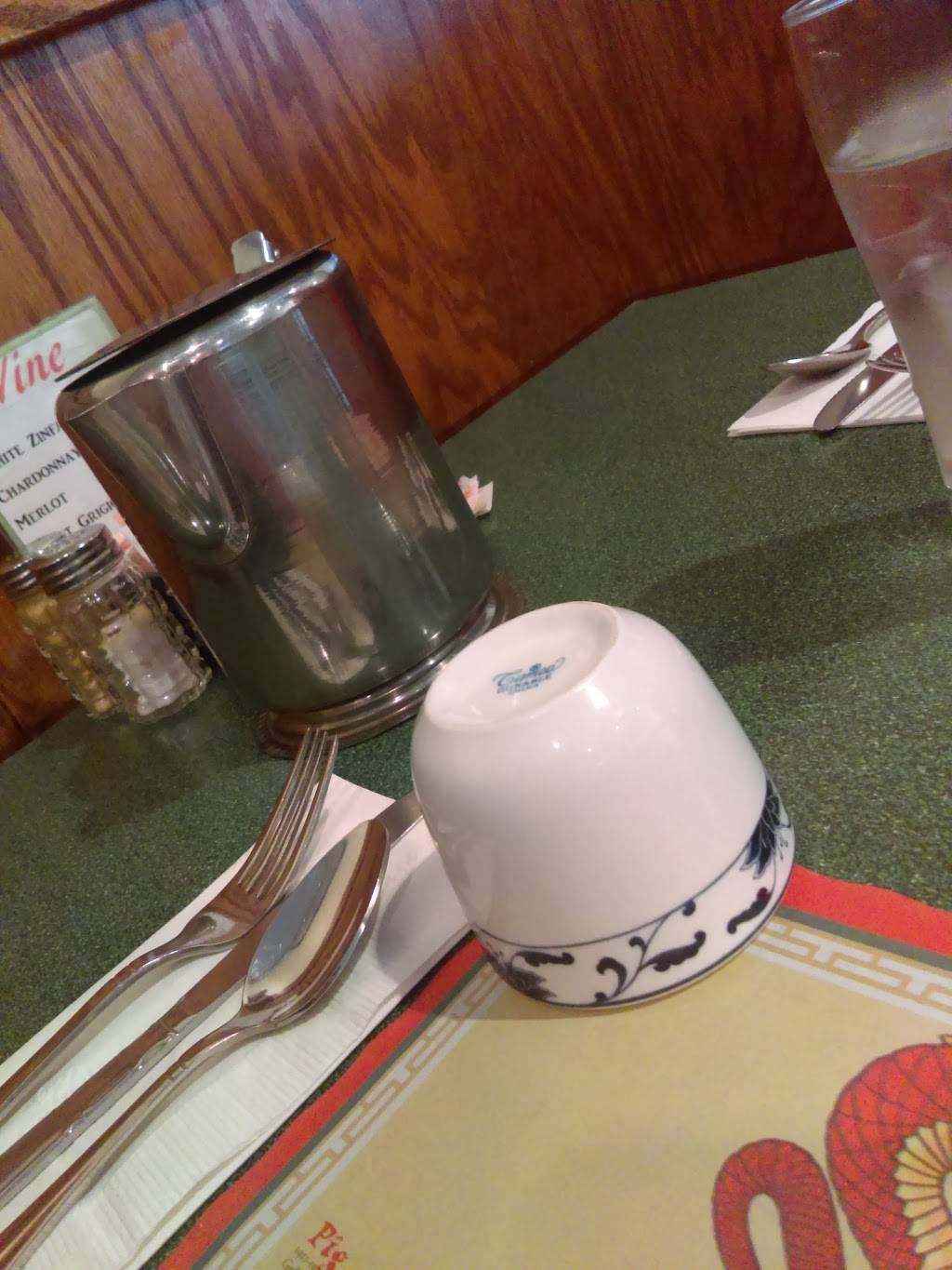 Golden Place | restaurant | 4 Barlows Landing Rd #2, Pocasset, MA 02559, USA | 5085632828 OR +1 508-563-2828