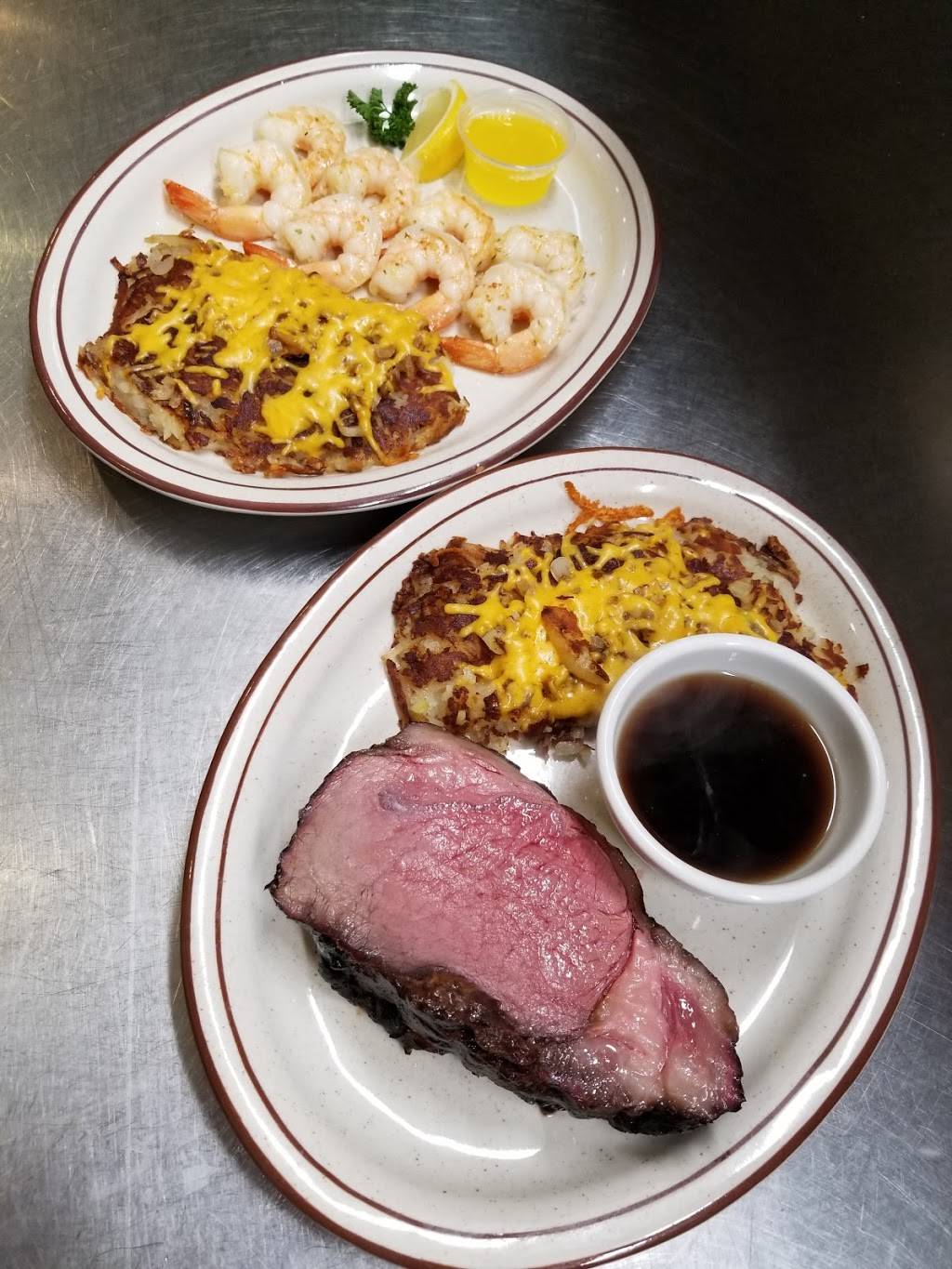 The Hideaway | restaurant | 107 W Mill St #9776, Chaseburg, WI 54621, USA | 6084832777 OR +1 608-483-2777