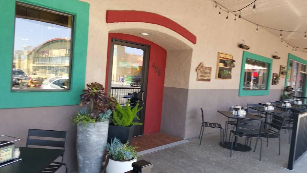 Round Table Pizza | meal delivery | 496 Tres Pinos Rd, Hollister, CA 95023, USA | 8316377444 OR +1 831-637-7444