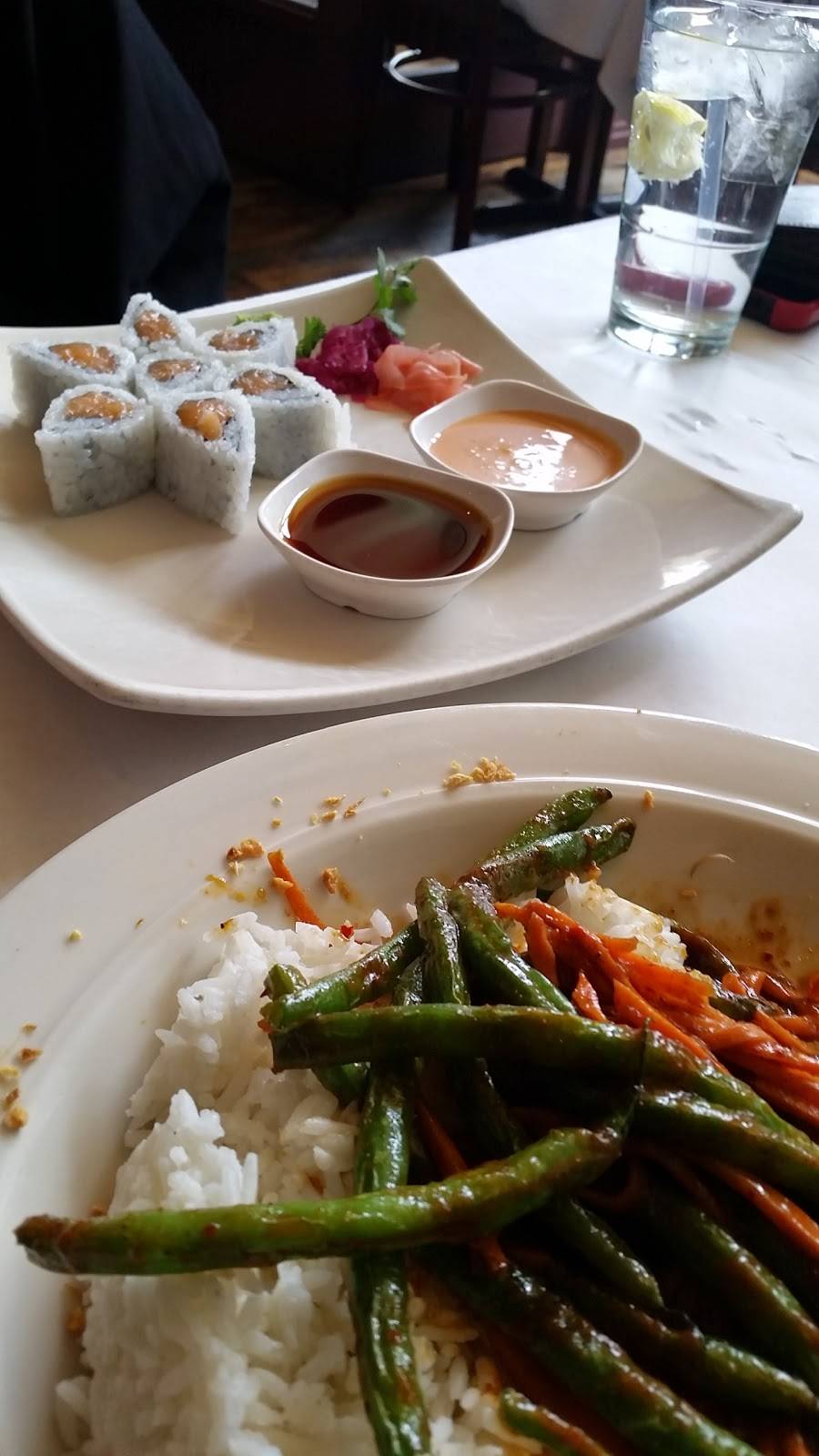 Lemongrass | restaurant | 641 N High St, Columbus, OH 43215, USA | 6142241414 OR +1 614-224-1414