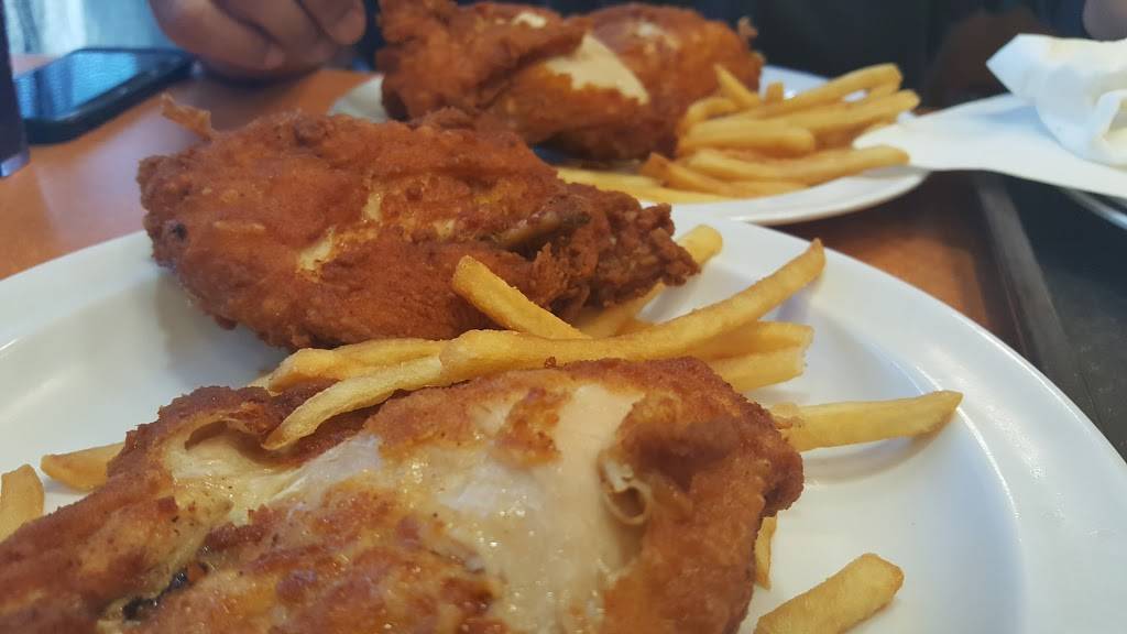 Pollo Campero - South Gate | meal takeaway | 8618 S Garfield Ave, South Gate, CA 90280, USA | 8332267376 OR +1 833-226-7376