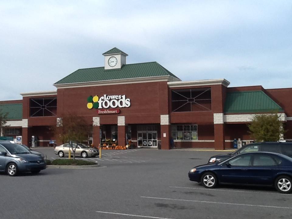Lowes Foods of Jamestown | bakery | 1236 Guilford College Rd, Jamestown, NC 27282, USA | 3368567202 OR +1 336-856-7202