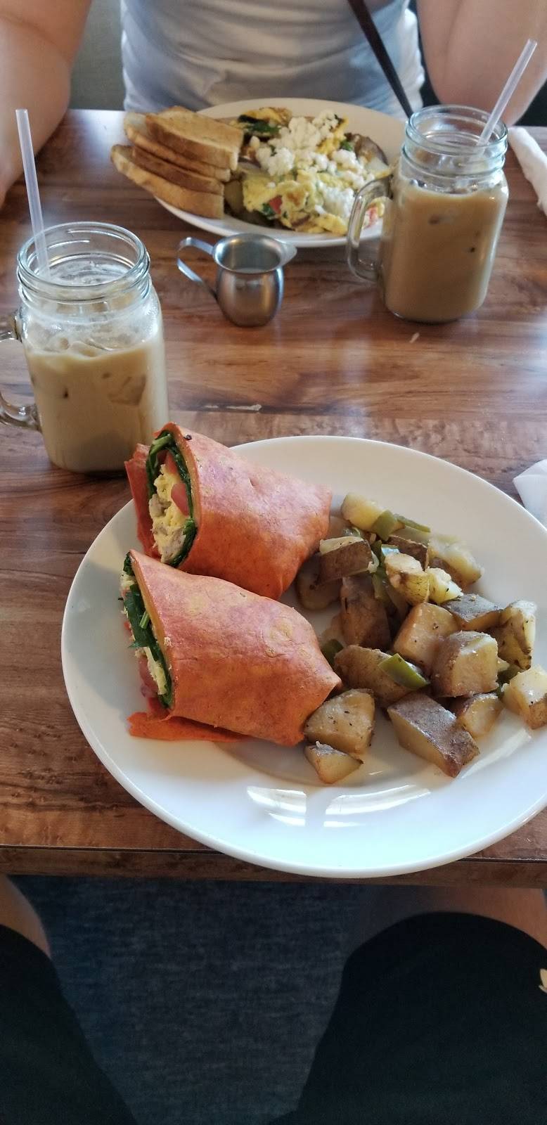 Homegrown Bistro | restaurant | 4211 N Buffalo St, Orchard Park, NY 14127, USA | 7167253849 OR +1 716-725-3849