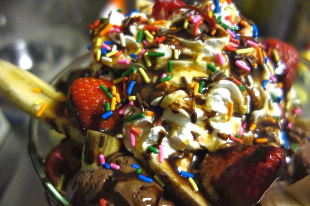 Delias | meal delivery | 9224 3rd Ave, Brooklyn, NY 11209, USA | 7187457999 OR +1 718-745-7999