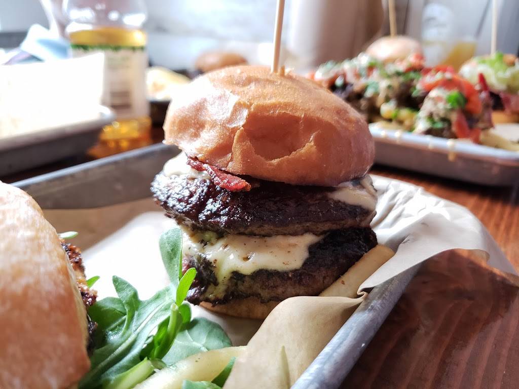 PDX Sliders | restaurant | 1605 SE Bybee Blvd #5714, Portland, OR 97202, USA | 9717175271 OR +1 971-717-5271