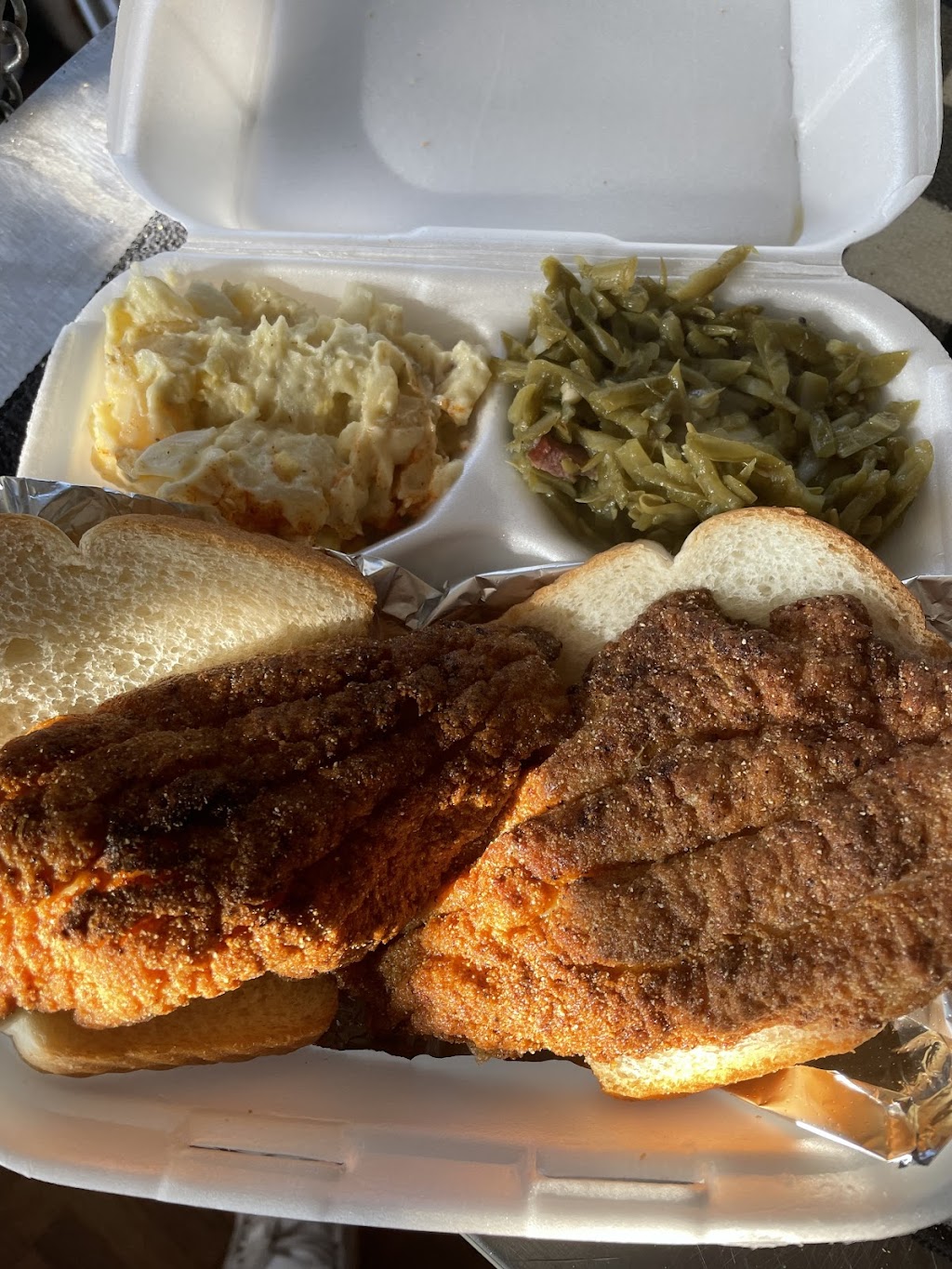 Trap Shacc LLC | restaurant | 2026 Broad St, Erie, PA 16503, USA | 7204906994 OR +1 720-490-6994