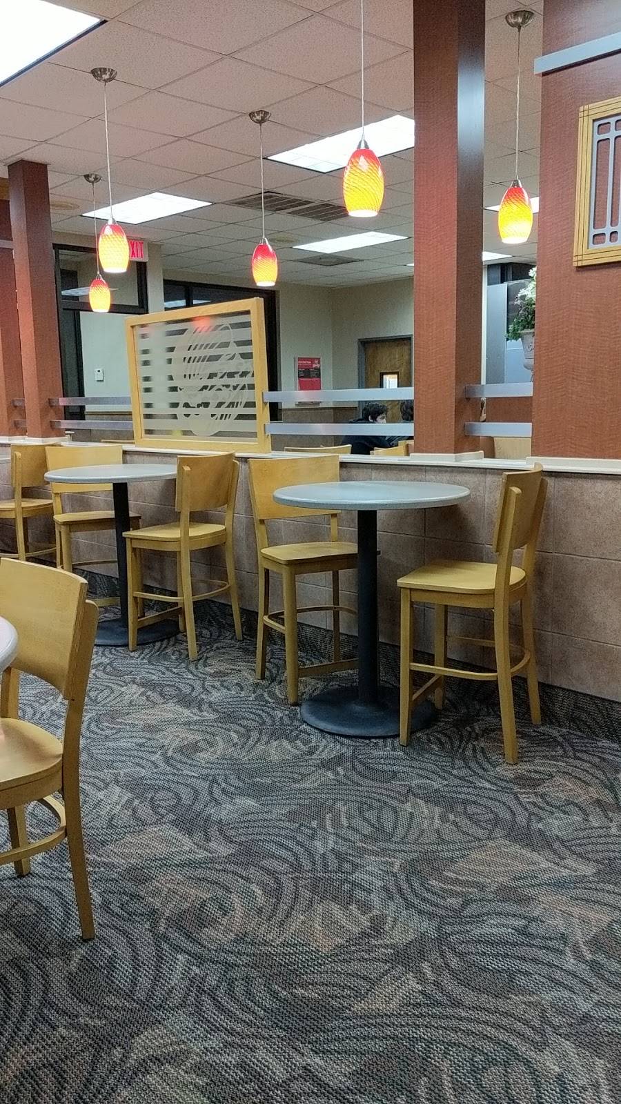 Wendys | restaurant | 7662 Guilbeau Rd, San Antonio, TX 78250, USA | 2105238400 OR +1 210-523-8400