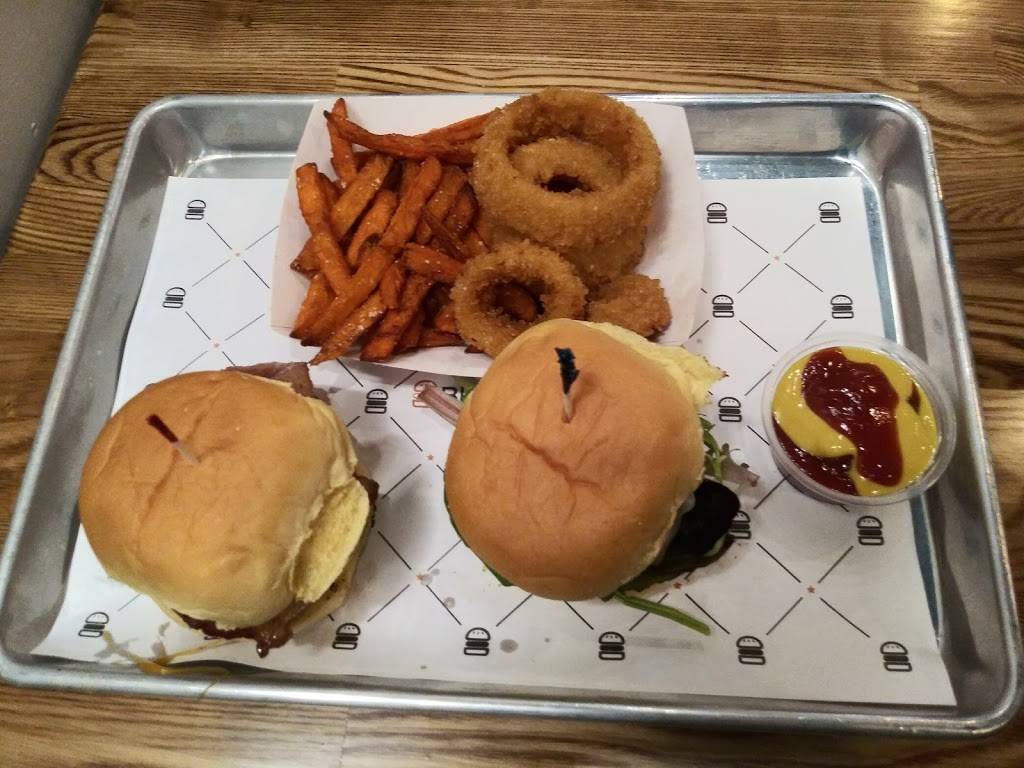 Burgerim Gourmet Burgers | restaurant | 174 El Cerrito Plaza, El Cerrito, CA 94530, USA | 5108332156 OR +1 510-833-2156