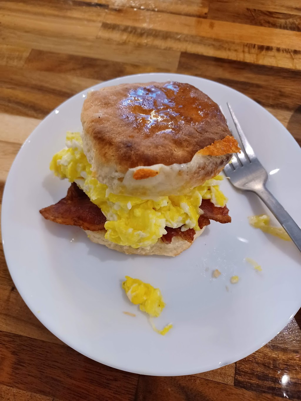 Corner Club Tampa | restaurant | 1502 E Sligh Ave, Tampa, FL 33610, USA | 8132321482 OR +1 813-232-1482