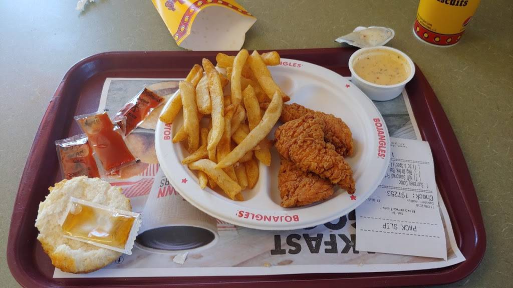 Bojangles Famous Chicken n Biscuits | restaurant | 3645 Pelham Rd, Greenville, SC 29615, USA | 8649870008 OR +1 864-987-0008