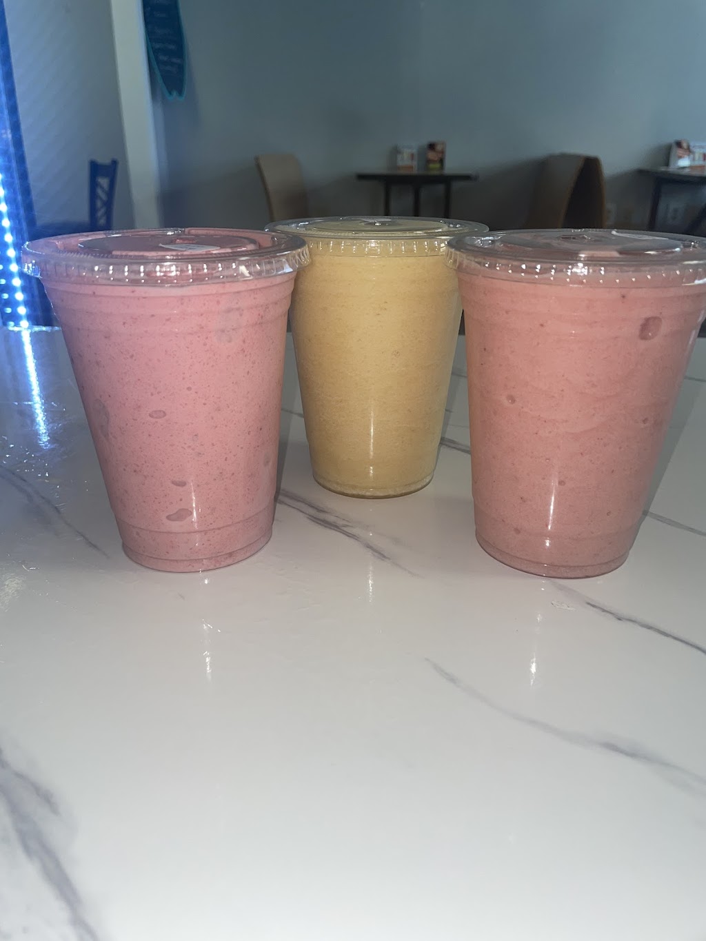 HotDog & Smoothie Shack | restaurant | 5938 SW 17th St SUITE 400, Topeka, KS 66604, USA | 7855062690 OR +1 785-506-2690