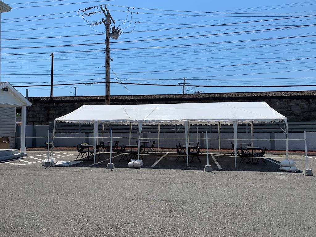 Taco Bar | restaurant | 982 Railroad Ave, Bridgeport, CT 06605, USA | 2035499060 OR +1 203-549-9060