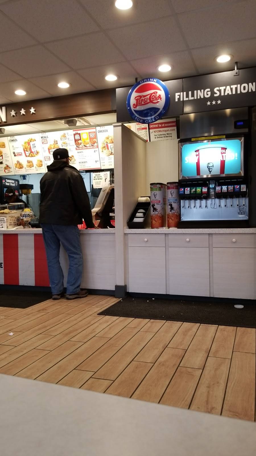 KFC | restaurant | 22001 Coolidge Hwy, Oak Park, MI 48237, USA | 2485470616 OR +1 248-547-0616