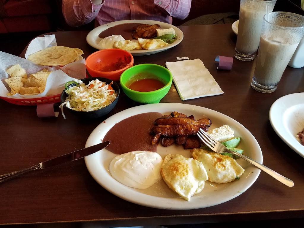 Tipicos Los Amigos | restaurant | 46950 Community Plaza #125, Sterling, VA 20164, USA | 5714340060 OR +1 571-434-0060