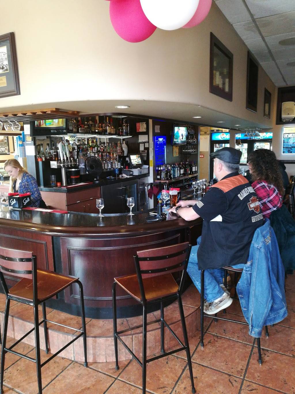 Luigis Pizzeria Restaurant | restaurant | 21 Union Ave, Lakehurst, NJ 08733, USA | 7326577000 OR +1 732-657-7000