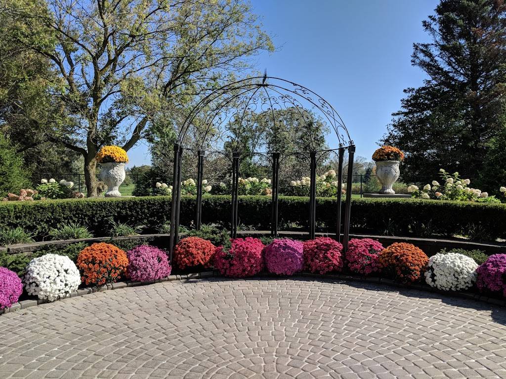 Tavern At Tinas Country House | restaurant | 50870 North Ave, Macomb, MI 48042, USA | 5869492288 OR +1 586-949-2288