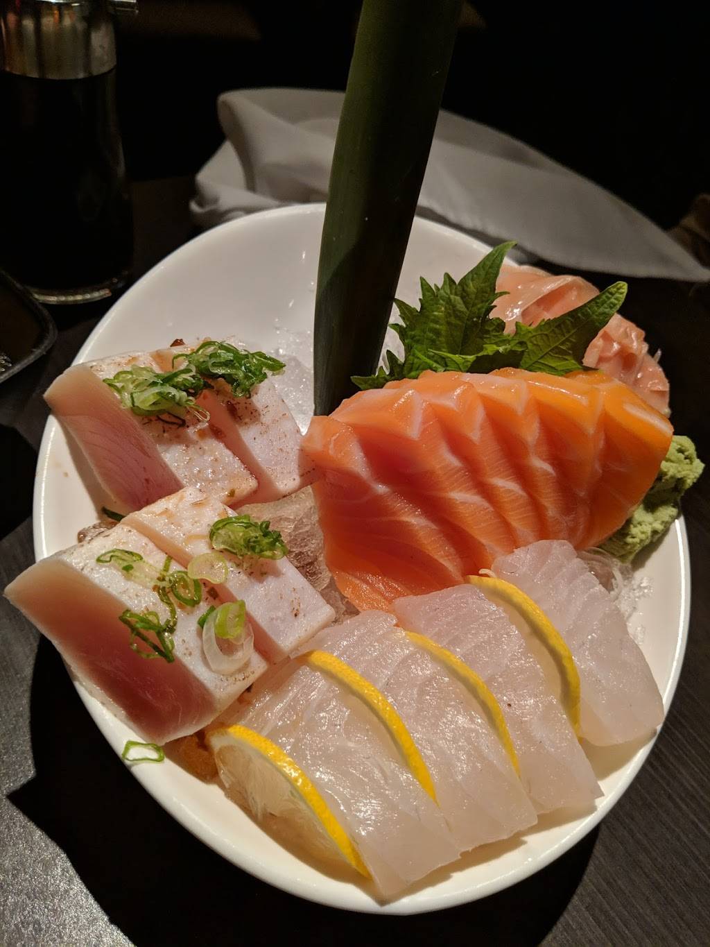 Sage 400 | restaurant | 2800 Sage Rd, Houston, TX 77056, USA | 7139619566 OR +1 713-961-9566