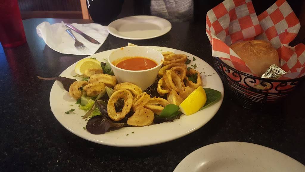 John Lucas | restaurant | 6898 Emilie Rd, Levittown, PA 19057, USA | 2159454440 OR +1 215-945-4440