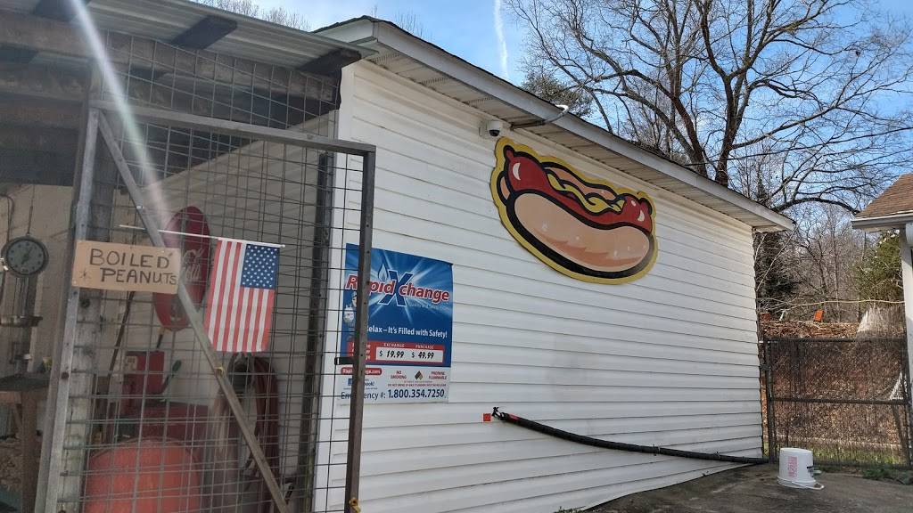 Williams Pit Stop | restaurant | 2001 US-25, Travelers Rest, SC 29690, USA | 8646100887 OR +1 864-610-0887