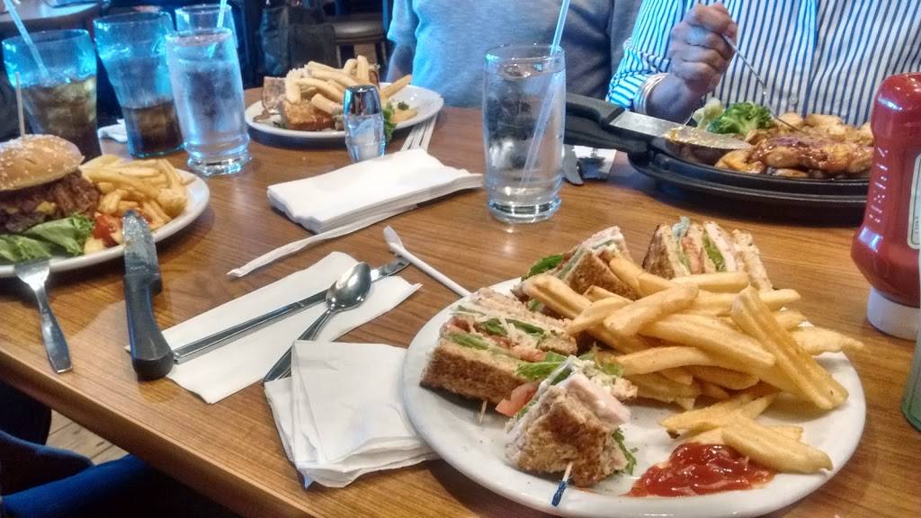 Dennys | restaurant | 2691 Navajo Rd, El Cajon, CA 92020, USA | 6194606420 OR +1 619-460-6420