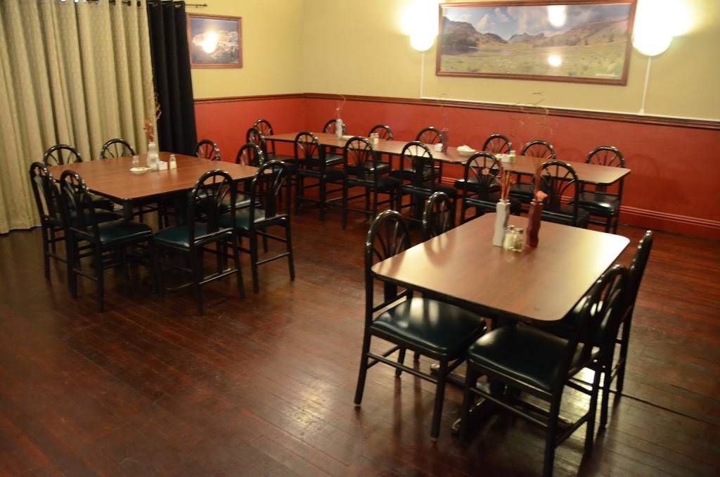 Welcome Inn | restaurant | 102 N Main St, Elizabeth, IL 61028, USA | 8158582254 OR +1 815-858-2254