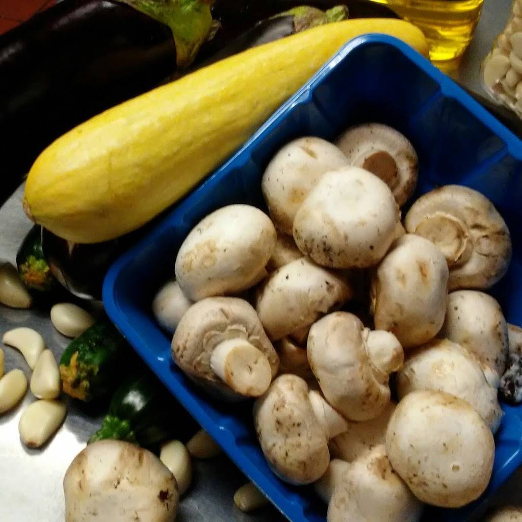 The Weekend Spot Restaurant | restaurant | 683 Springfield Ave, Newark, NJ 07103, USA | 9734949491 OR +1 973-494-9491