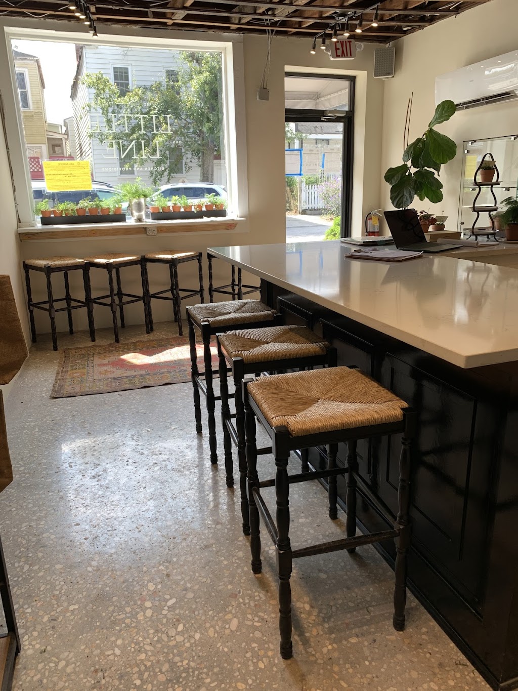 Little Line Kitchen & Provisions | restaurant | 176 Line St, Charleston, SC 29403, USA | 8436403057 OR +1 843-640-3057